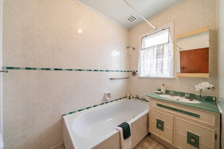 Photo of property in 16 Kiln Street, Silverstream, Upper Hutt, 5019