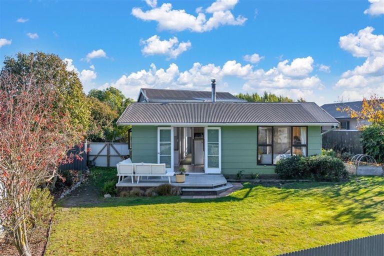 Photo of property in 63 Batten Grove, The Pines Beach, 7630