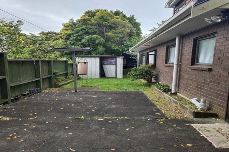 Photo of property in 2/11 Macleans Road, Bucklands Beach, Auckland, 2014