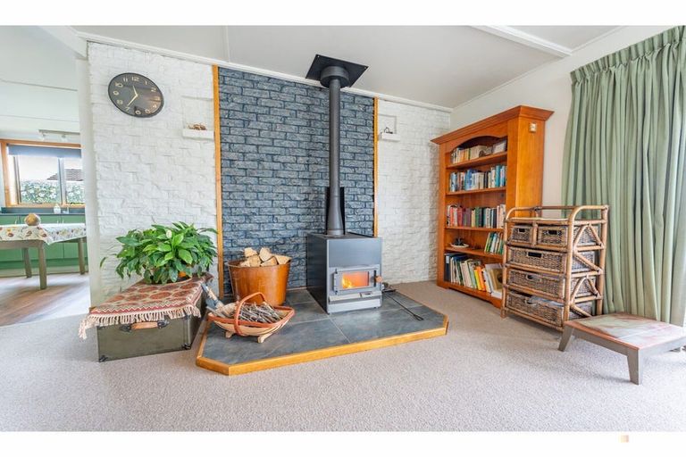Photo of property in 8 Moorhouse Street, Waimate, 7924