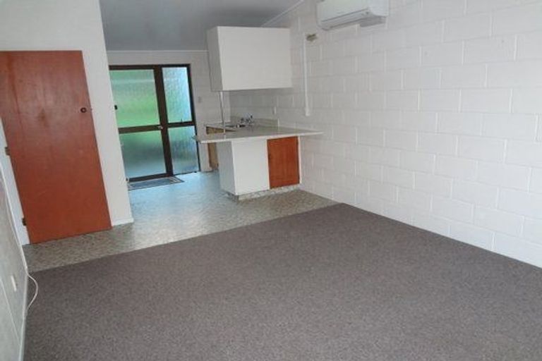 Photo of property in 96f Milton Road, Bluff Hill, Napier, 4110