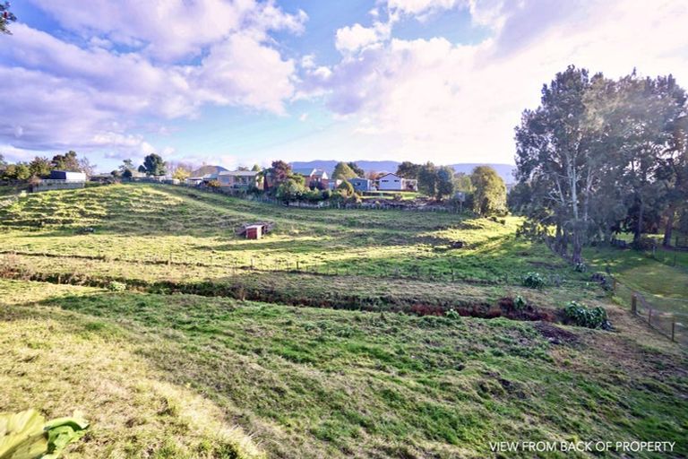 Photo of property in 11 Valley Road, Te Puke, 3119