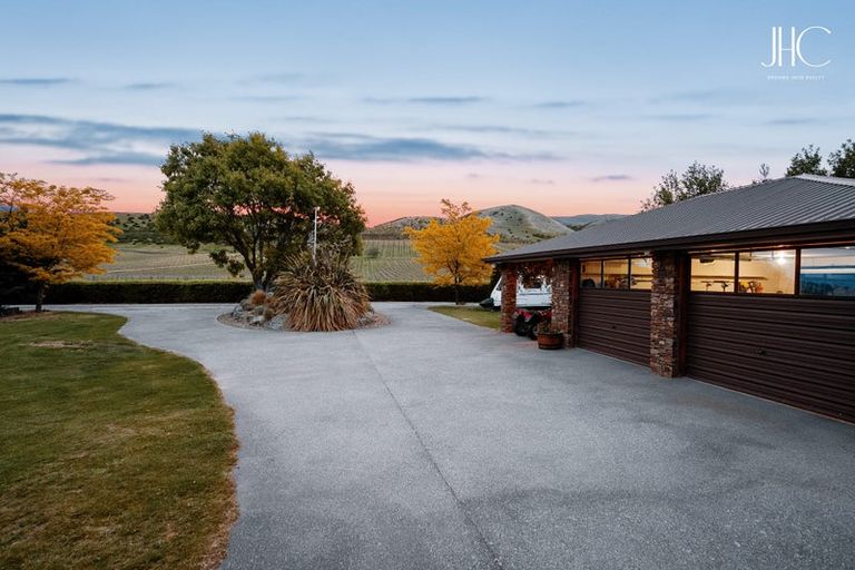 Photo of property in 19 Lowburn Valley Road, Lowburn, Cromwell, 9384