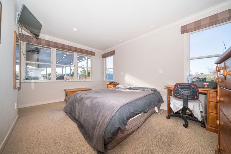 Photo of property in 51 Lincoln Terrace, Hokowhitu, Palmerston North, 4410