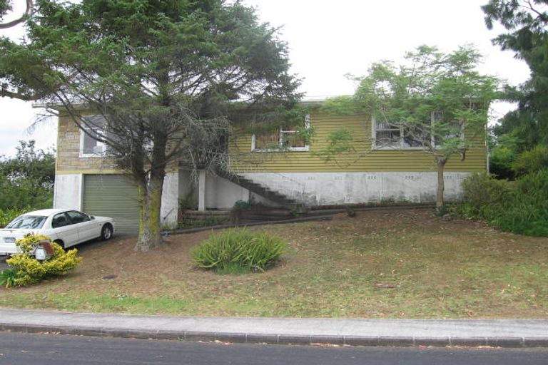 Photo of property in 2 Ramillies Place, Glenfield, Auckland, 0629