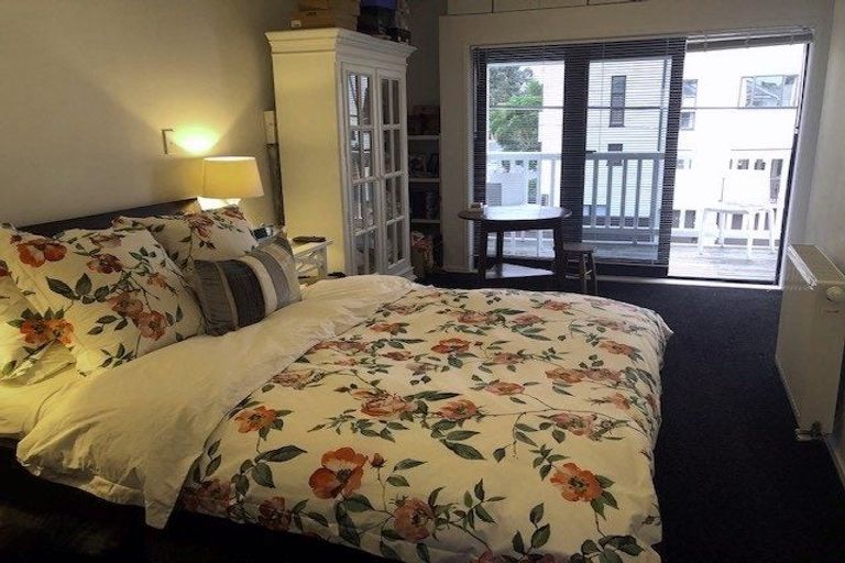 Photo of property in 2/10 Rose Road, Grey Lynn, Auckland, 1021