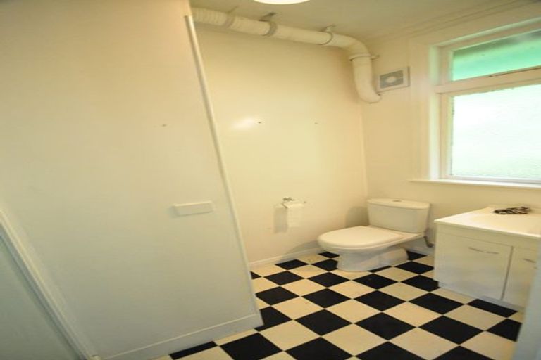 Photo of property in 66 Holloway Road, Aro Valley, Wellington, 6021