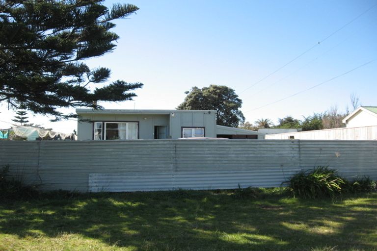 Photo of property in 3 Kauwhata Street, Himatangi Beach, Foxton, 4891
