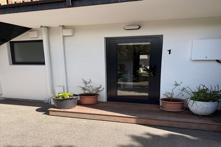 Photo of property in 1/45 Berry Street, St Albans, Christchurch, 8014