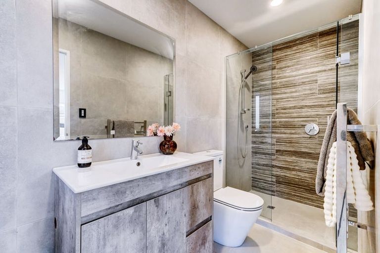 Photo of property in 4 Meritage Lane, Te Atatu South, Auckland, 0610