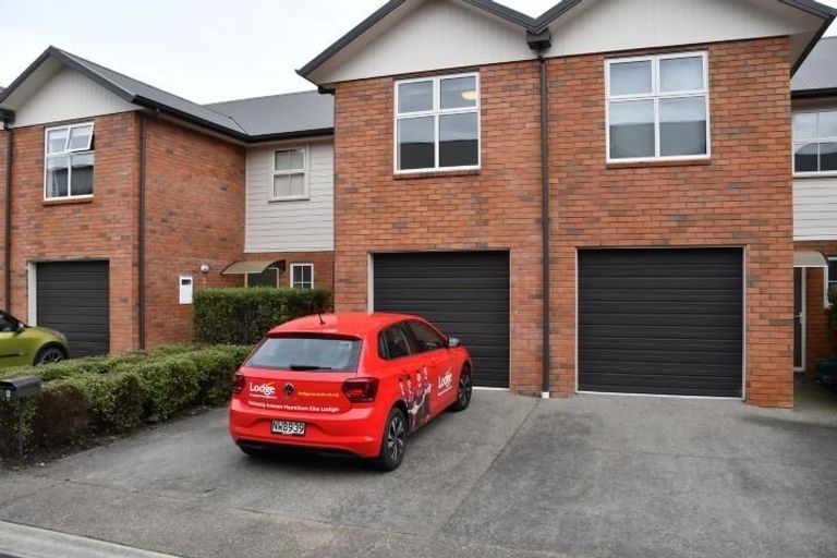 Photo of property in 4 Chiefs Court, Hamilton East, Hamilton, 3216