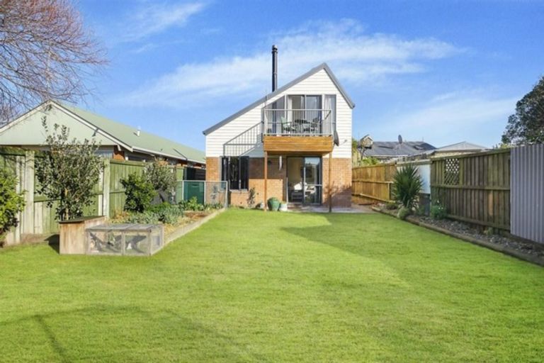 Photo of property in 141 Pine Avenue, South New Brighton, Christchurch, 8062