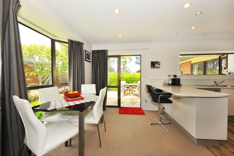 Photo of property in 7 Saskia Lane, Somerfield, Christchurch, 8024