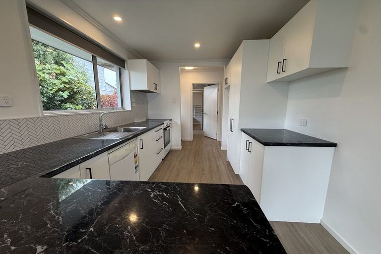 Photo of property in 4 Coates Place, Rangiora, 7400