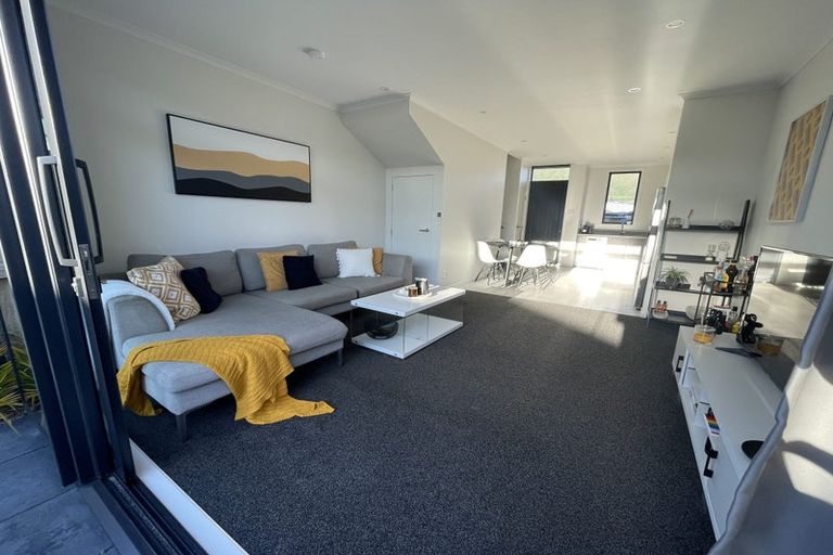 Photo of property in 8 Kauamo Close, Waiwhetu, Lower Hutt, 5010