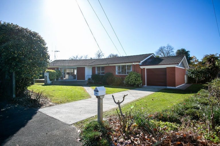 Photo of property in 54 Regent Street, Silverdale, Hamilton, 3216