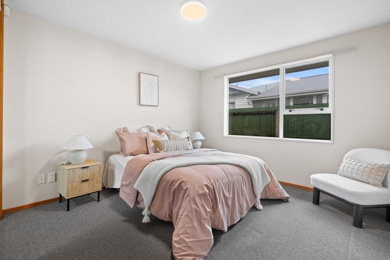 Photo of property in 2/35 Peverel Street, Riccarton, Christchurch, 8041
