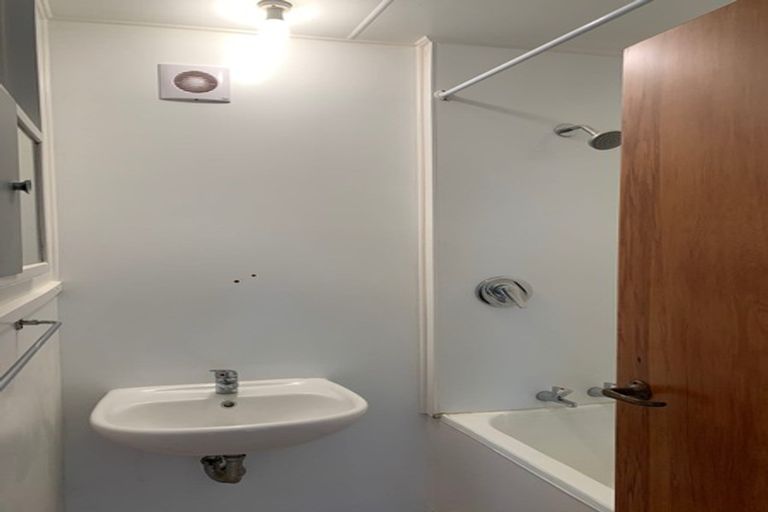 Photo of property in 13-17 Park Avenue, Epuni, Lower Hutt, 5011