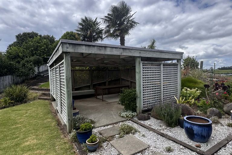 Photo of property in 39 Browns Drive, Waihi Beach, 3611