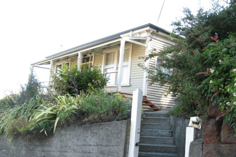 Photo of property in 31 Ticehurst Road, Lyttelton, 8082