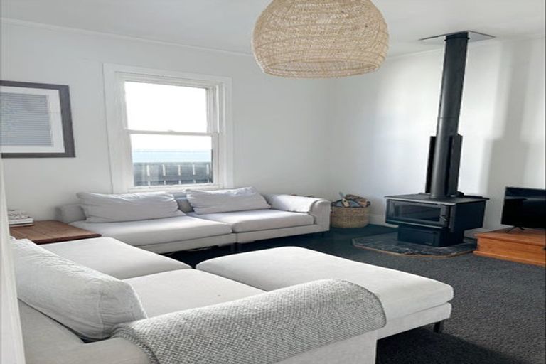 Photo of property in 6 Beach Street, Petone, Lower Hutt, 5012