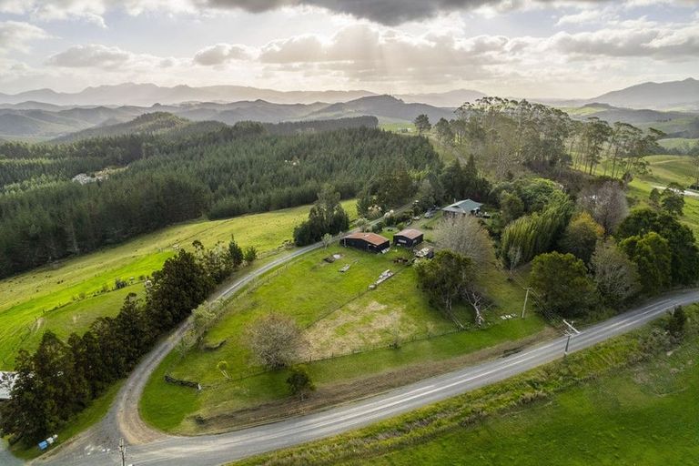 Photo of property in 210 Milne Road, Purua, Whangarei, 0172
