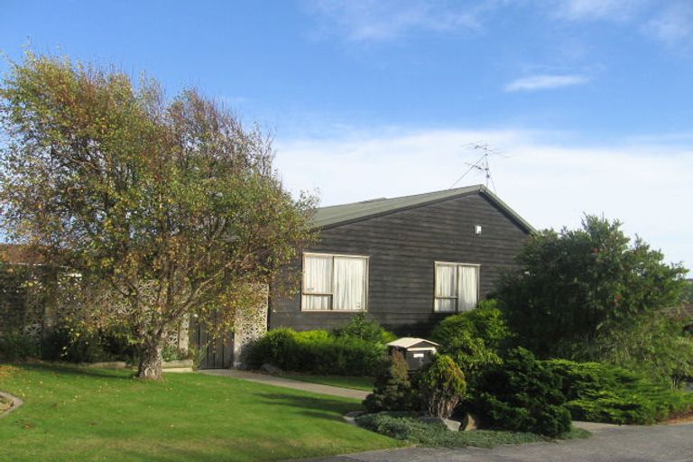 Photo of property in 5 Langwell Place, Papakowhai, Porirua, 5024