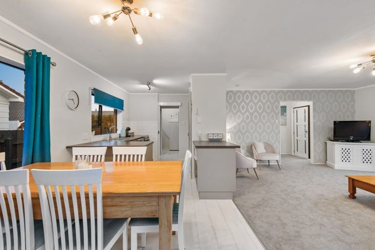 Photo of property in 44 Bay Vista Drive, Red Beach, 0932