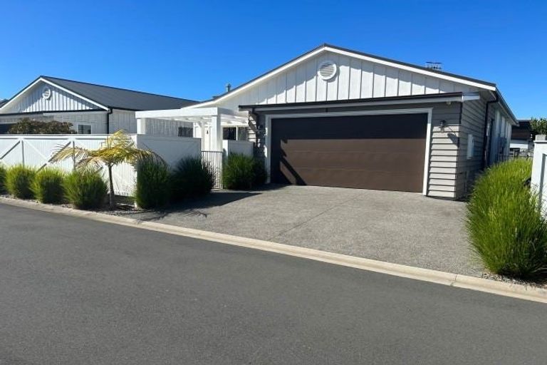 Photo of property in 6 Ascarina Way, Papamoa Beach, Papamoa, 3118