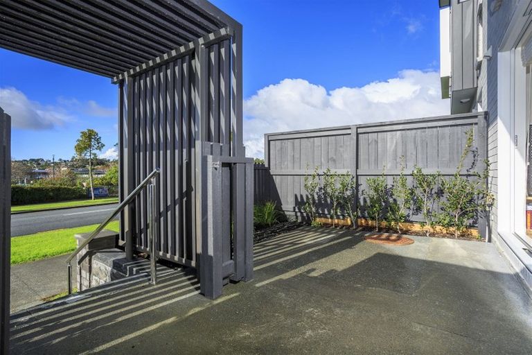 Photo of property in 153 Millwater Parkway, Silverdale, 0932