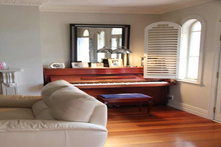Photo of property in 1j George Street, Newmarket, Auckland, 1023