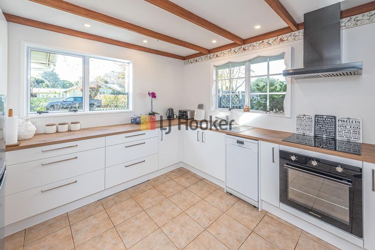 Photo of property in 1a Peakes Road, Saint Johns Hill, Whanganui, 4501