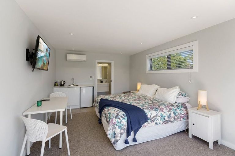 Photo of property in 26 Rauparaha Street, Waikanae Beach, Waikanae, 5036