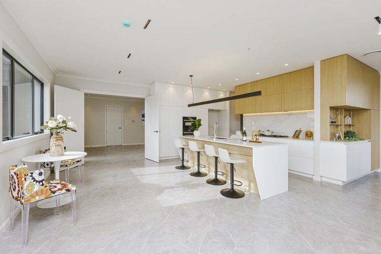 Photo of property in 31 Evergreen Parade, Rosehill, Papakura, 2113