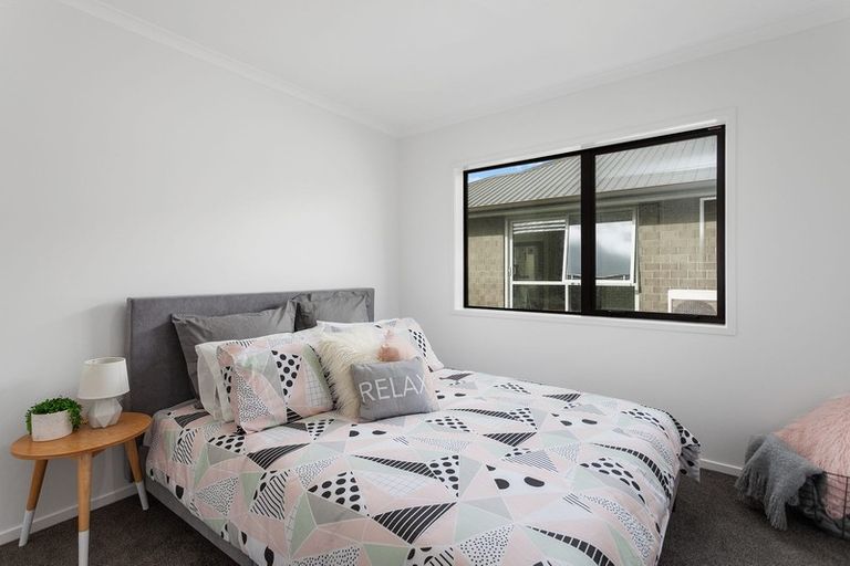 Photo of property in 1 Karearea Drive, Coastlands, Whakatane, 3120