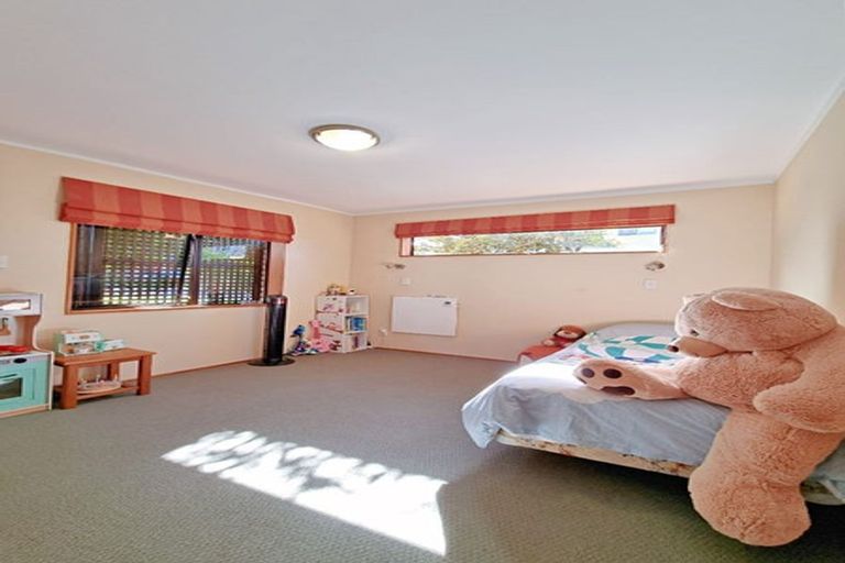 Photo of property in 1/11 Faulkner Road, Northcote Point, Auckland, 0627
