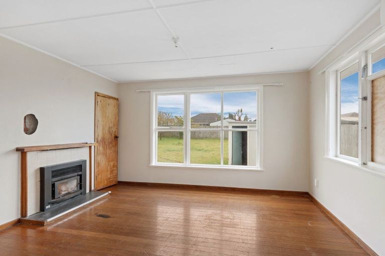 Photo of property in 33 Eureka Street, Aranui, Christchurch, 8061