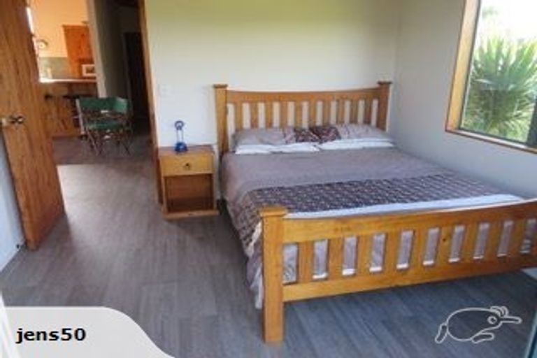 Photo of property in 33 Rosemount Road, Matakana, Warkworth, 0985