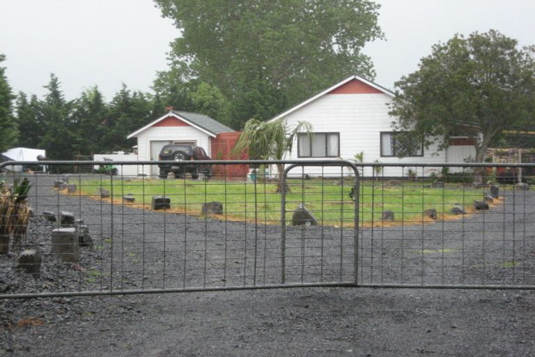 Photo of property in 15 Kath Henry Lane, Drury, 2113