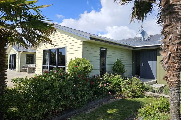 Photo of property in 2155c State Highway 2, Pukehina, 3186