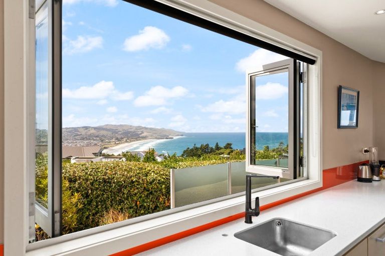 Photo of property in 14 Highgrove, Saint Clair, Dunedin, 9012