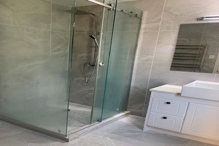 Photo of property in 24 Drumbuoy Drive, Flat Bush, Auckland, 2019