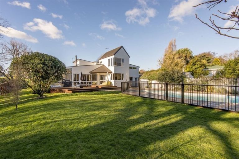 Photo of property in 195a Ashgrove Terrace, Somerfield, Christchurch, 8024