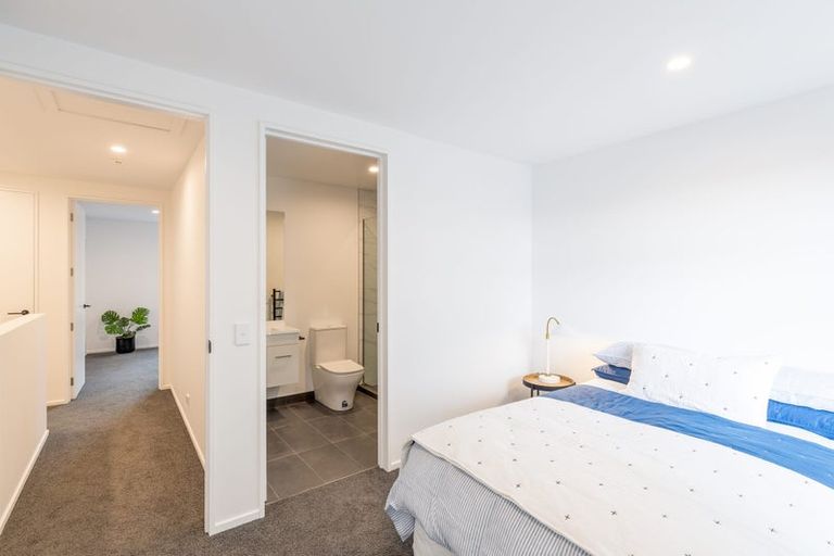 Photo of property in 10/206 Geraldine Street, Edgeware, Christchurch, 8013