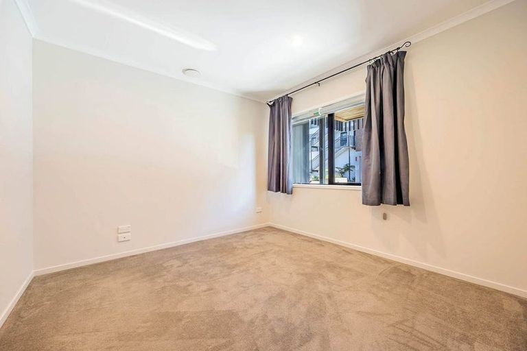 Photo of property in 76 Mapou Road, Hobsonville, Auckland, 0616