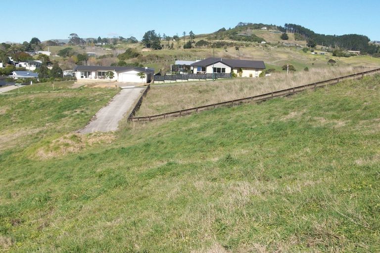 Photo of property in 14 Puka Place, Raglan, 3225