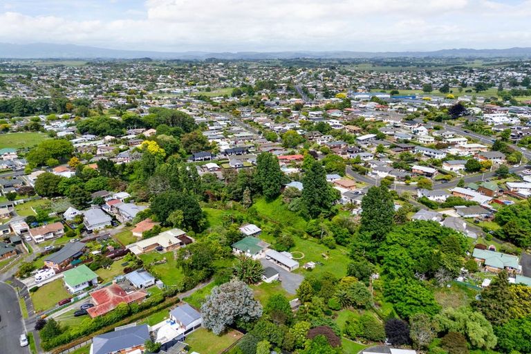 Photo of property in 33 Frederick Drive, Dinsdale, Hamilton, 3204