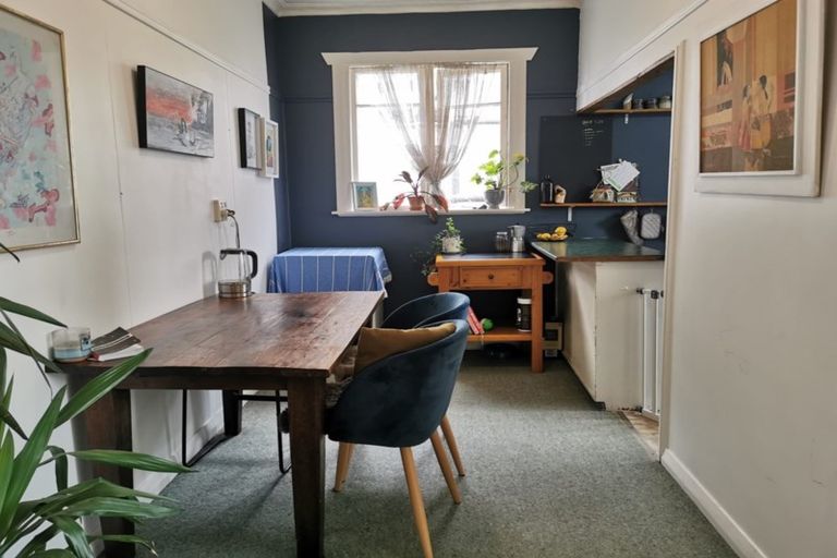 Photo of property in 37 Bay Street, Petone, Lower Hutt, 5012