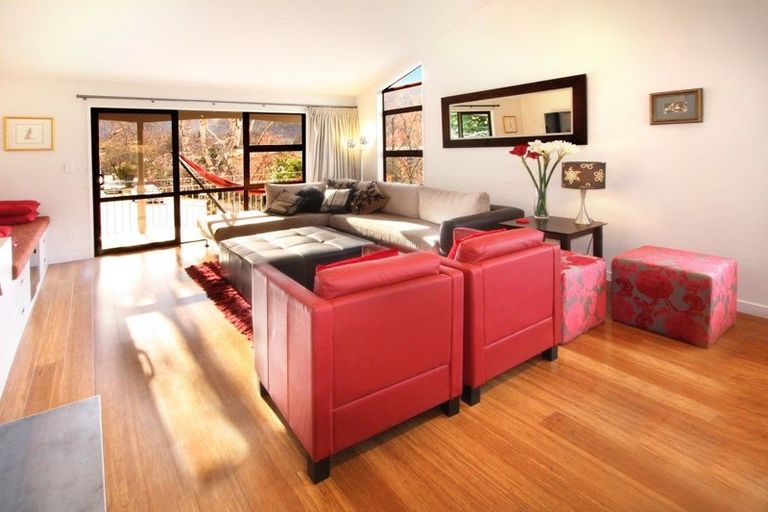 Photo of property in 19 Hood Crescent, Arrowtown, 9302