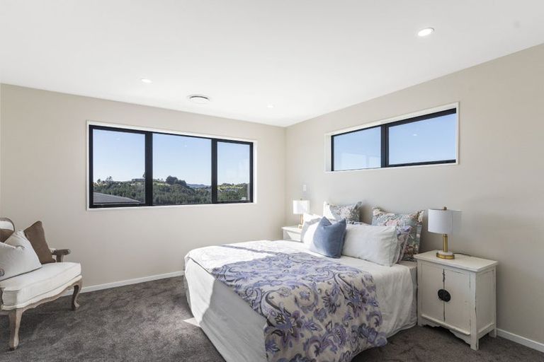 Photo of property in 32 Grand Ridge Avenue, Flat Bush, Auckland, 2019